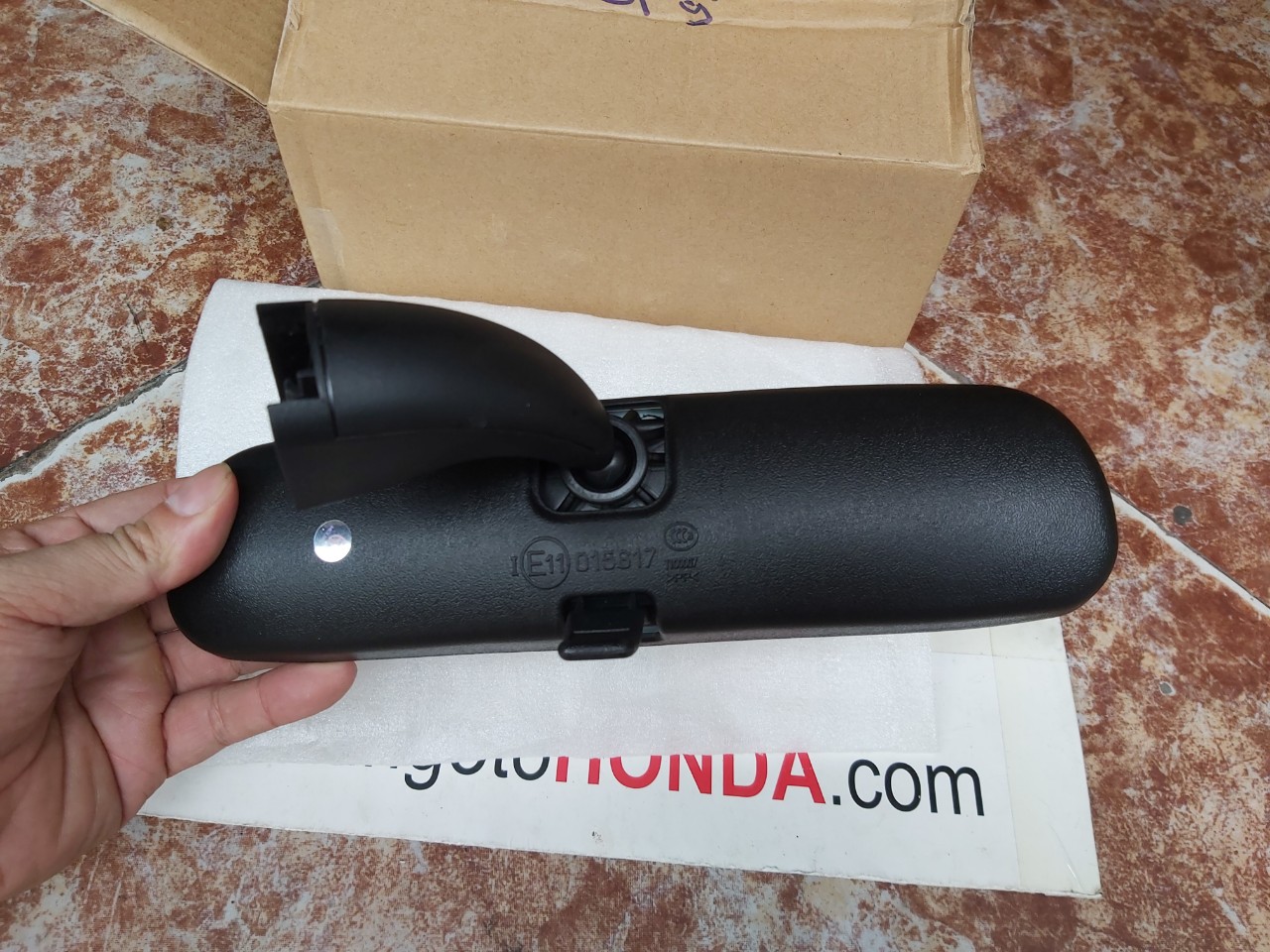 Gương trong xe Honda City